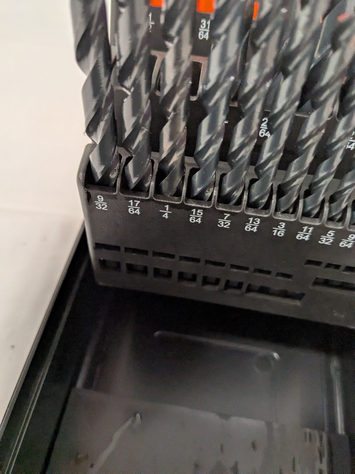 Hertel Drill Bit Set: Reduced Shank Drill Bits, 21 Pc, 118 ° INCOMPLETE 02499515