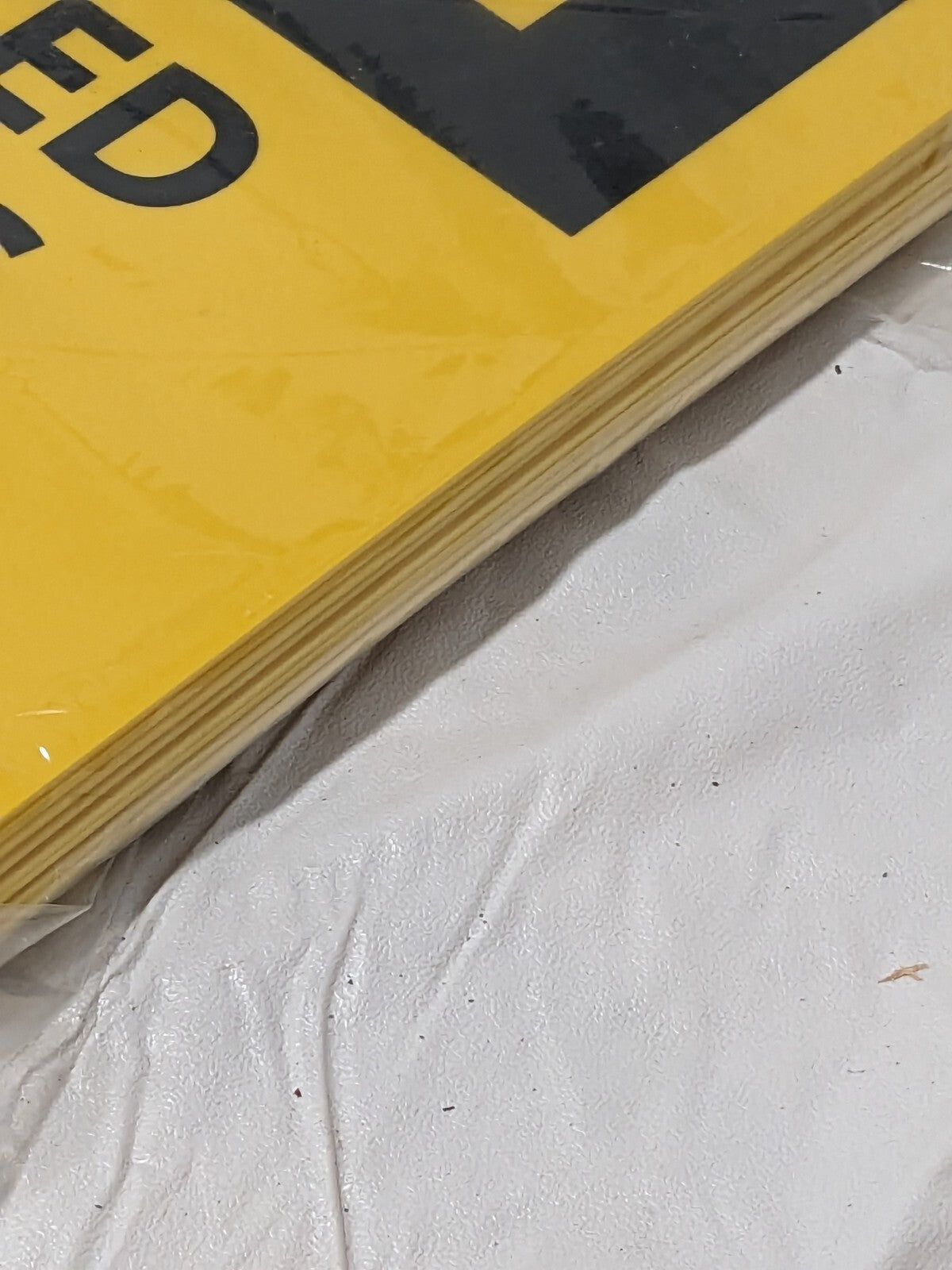 " WEAR DESIGNATED SAFETY CLOTHING AND EQUIPMENT IN THIS AREA" Qty 10 C216RB