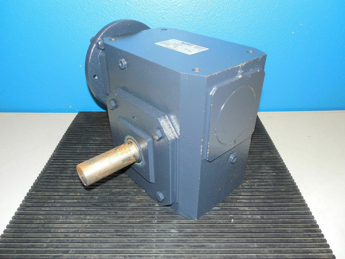 Morse Raider C-Face Worm Gear Reducer 15:1 Ratio Left/Right Output 300Q56LR15