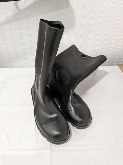Dunlop Work Boot: Size 9, 14" High, PVC, Steel Toe 1 Pair 86776.9