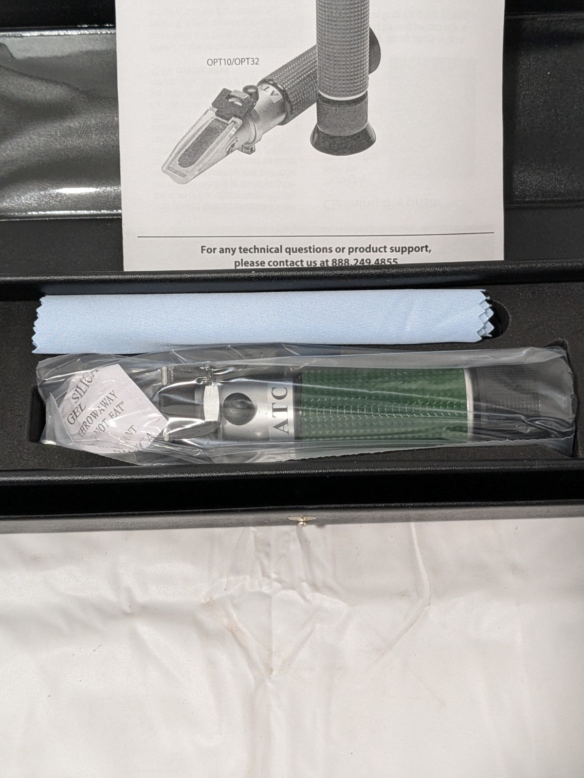 Zebra Skimmers Refractometer, 0 To 32 Percent Brix OPT32