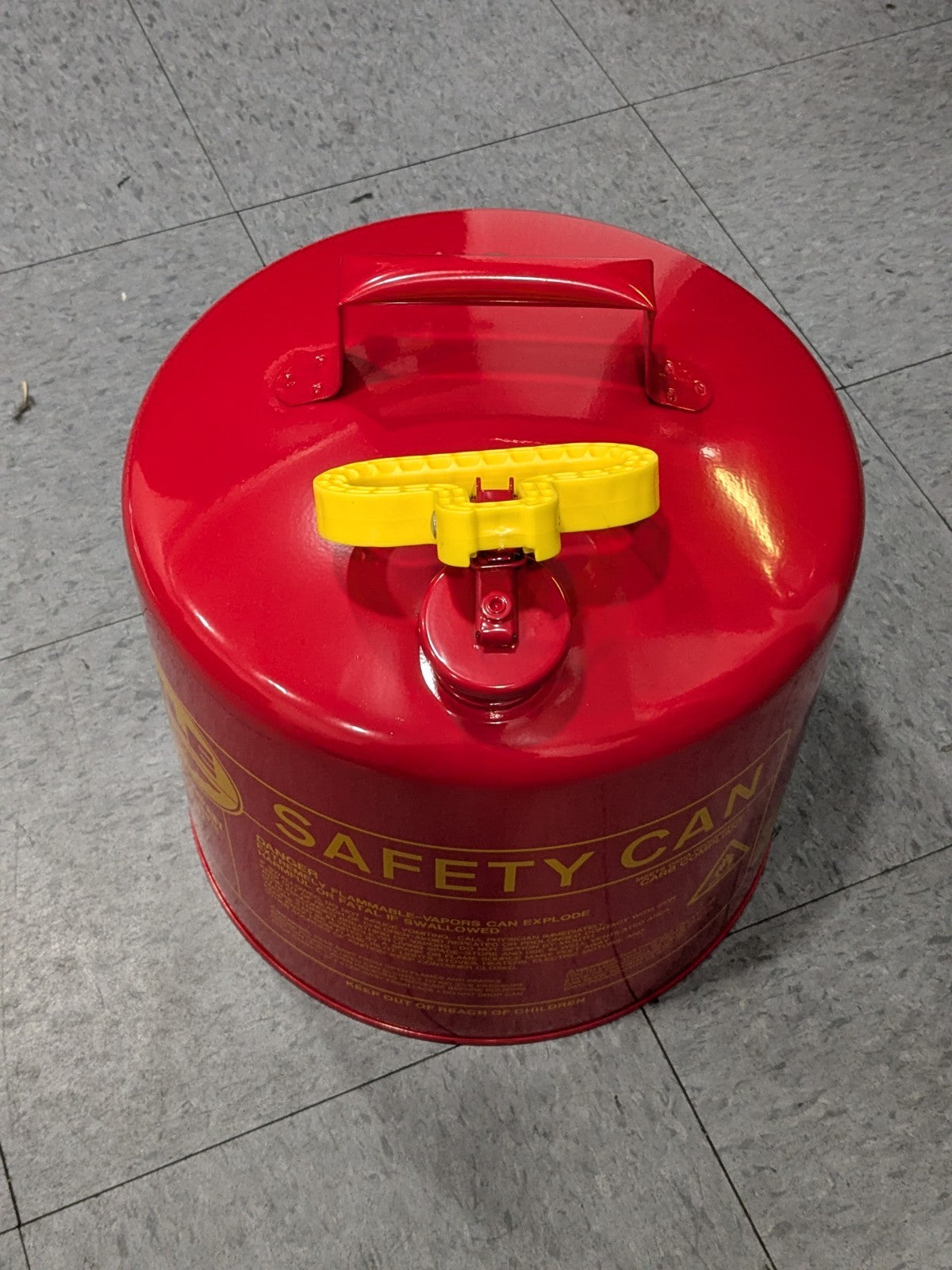 Eagle Safety Can: 5 gal, Steel 13-1/2" High, 12-1/2" Dia, Red UI50S