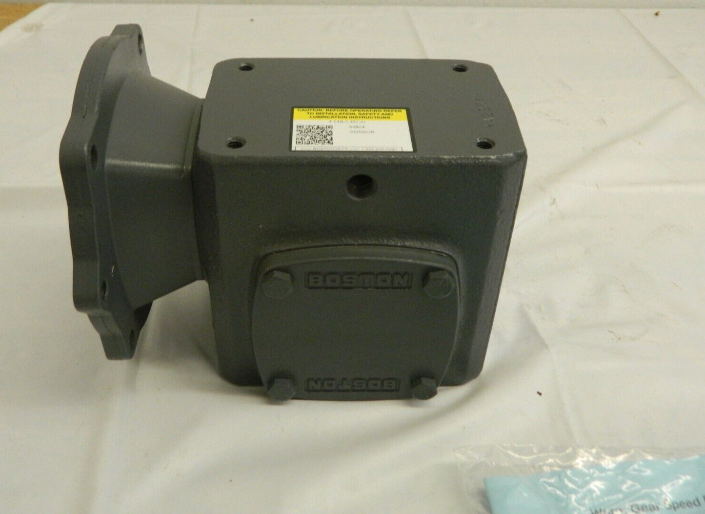 Boston Gear Speed Reducer 1-3/4 Centerline Distance 5:1 350 RPM 51924