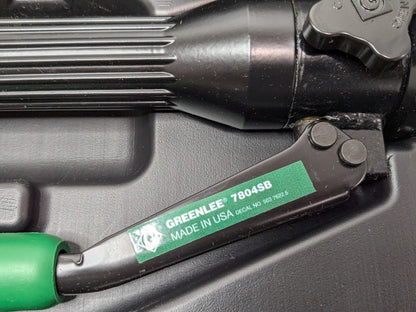 Greenlee Quick Draw 8-Ton Hydraulic Knockout Kit w/SlugBuster 1/2" to 2" 7806SB