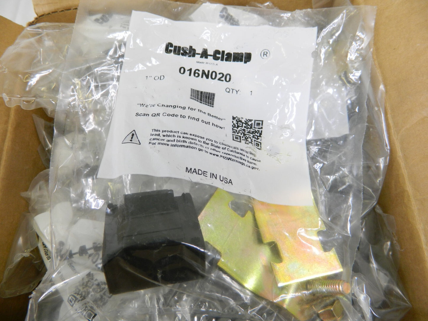 Cush-A-Clamp Tube Clamp with Cushion 1" Pipe Qty 25 016N020