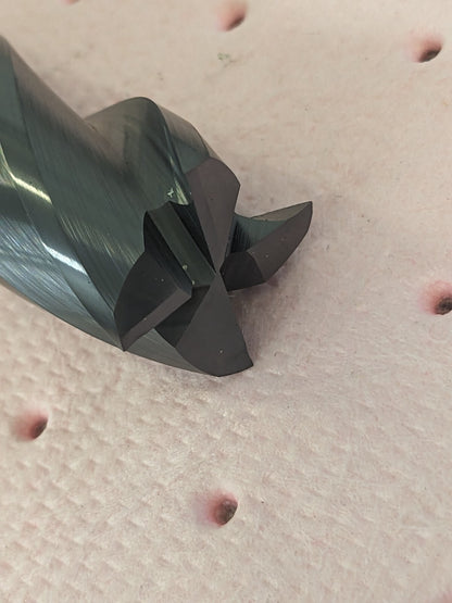 KENNAMETAL Square End Mill: 7/8" Dia, 2-1/4" LOC, 4 Fl 6086521