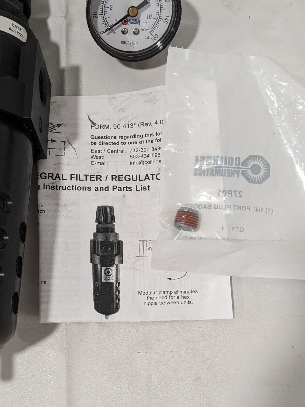 Coilhose Pneumatics 1/2F/R Combo With Gauge 27FC4-G