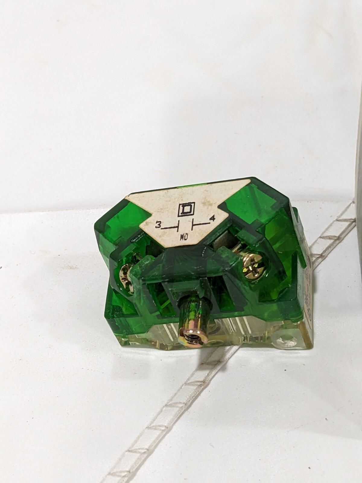Square D 9001 KA2 Fingersafe Contact Block 88001