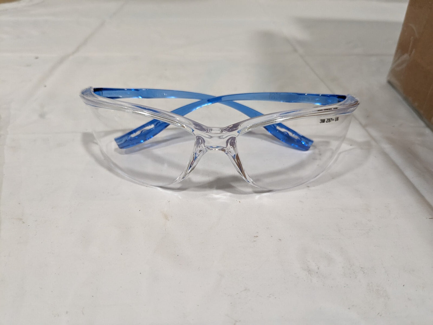 3M Safety Glasses 17pk Scratch-Resistant Polycarbonate Clear 7000052872172