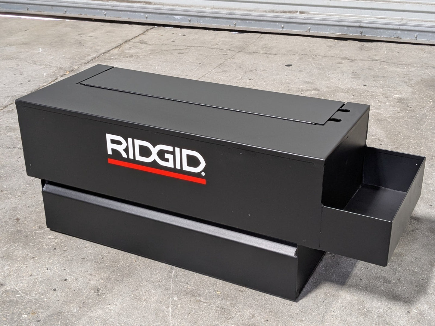 Ridgid 22563 Heavy Duty Steel Storage Cabinet for use w/ Model 200A Stand