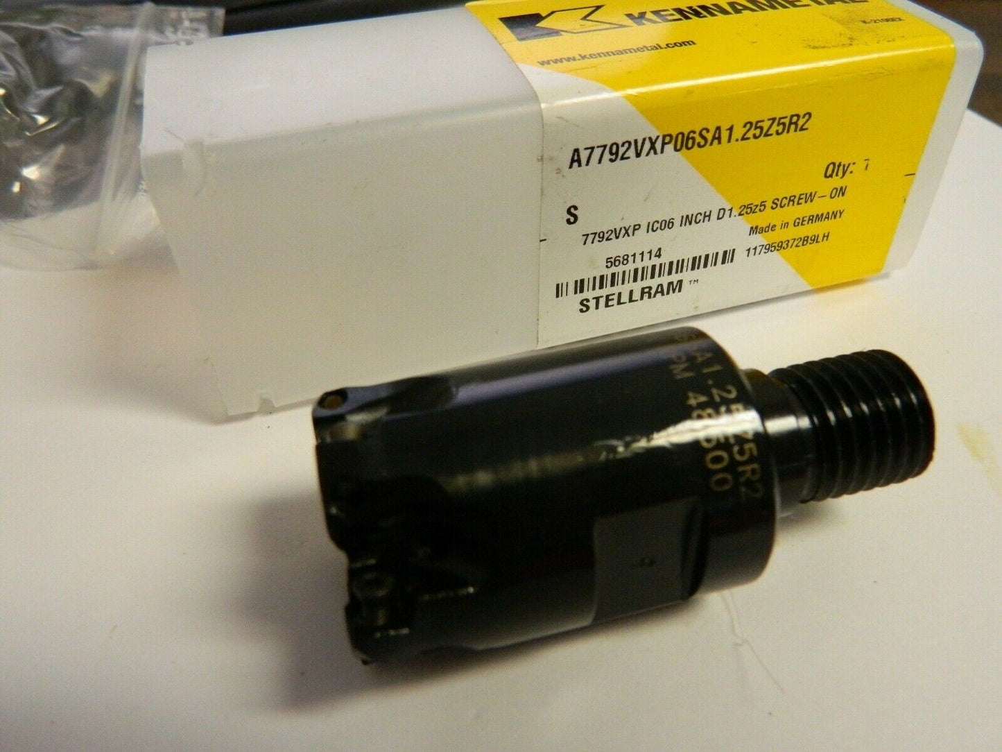 Kennametal 1-1/4" Cut Diam M16 Modular Connection Indexable High-Feed End M