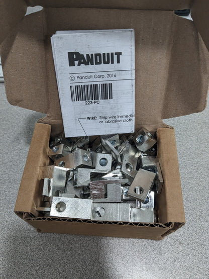 PANDUIT Square Ring Terminal: Non-Insulated, 14 to 6 AWG Qty 75 LAMA6-14-QY