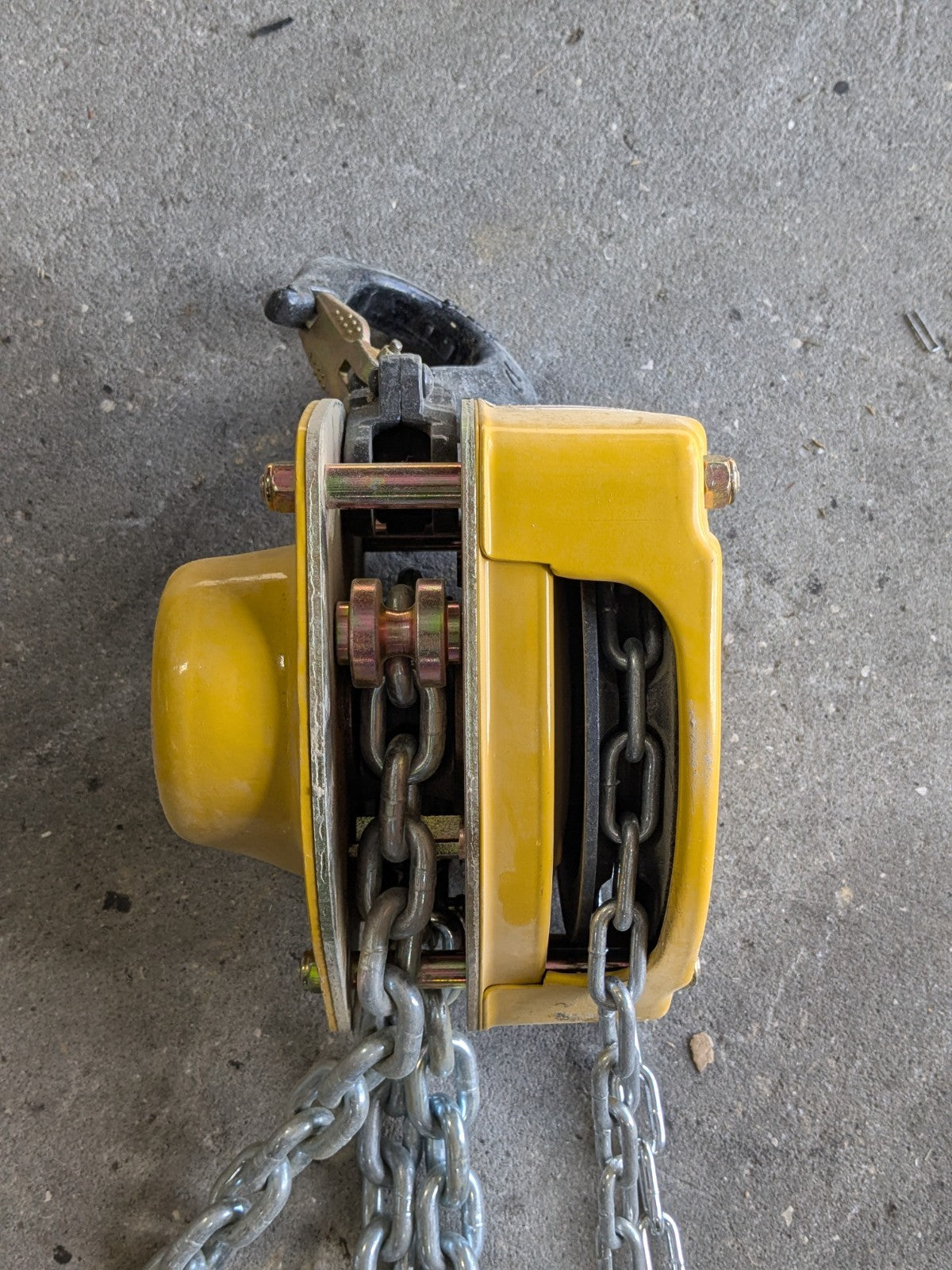 Oz Premium Manual Chain Hoist 3000 Lb. Capacity 10 Ft. Lift OZ015-10CHOP Used