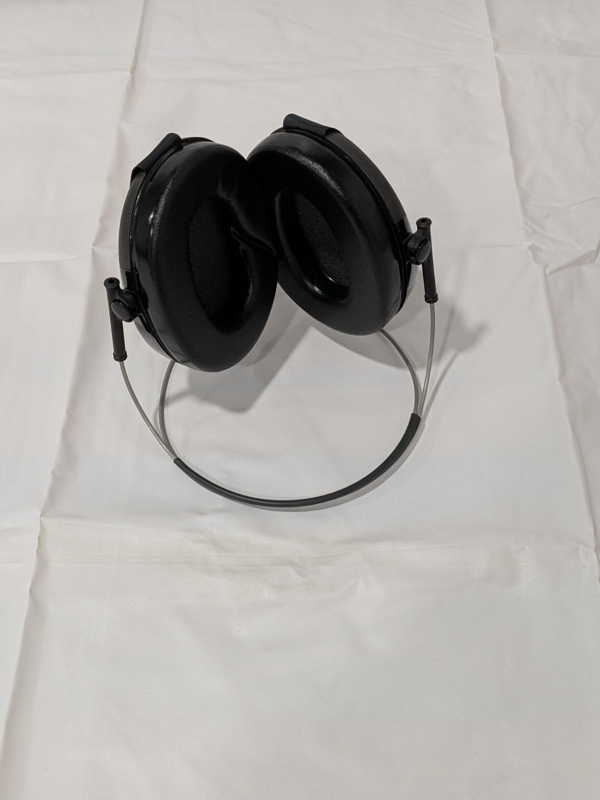 3M Peltor Earmuffs: Listen-Only Earmuffs, Behind Neck, Black H505B