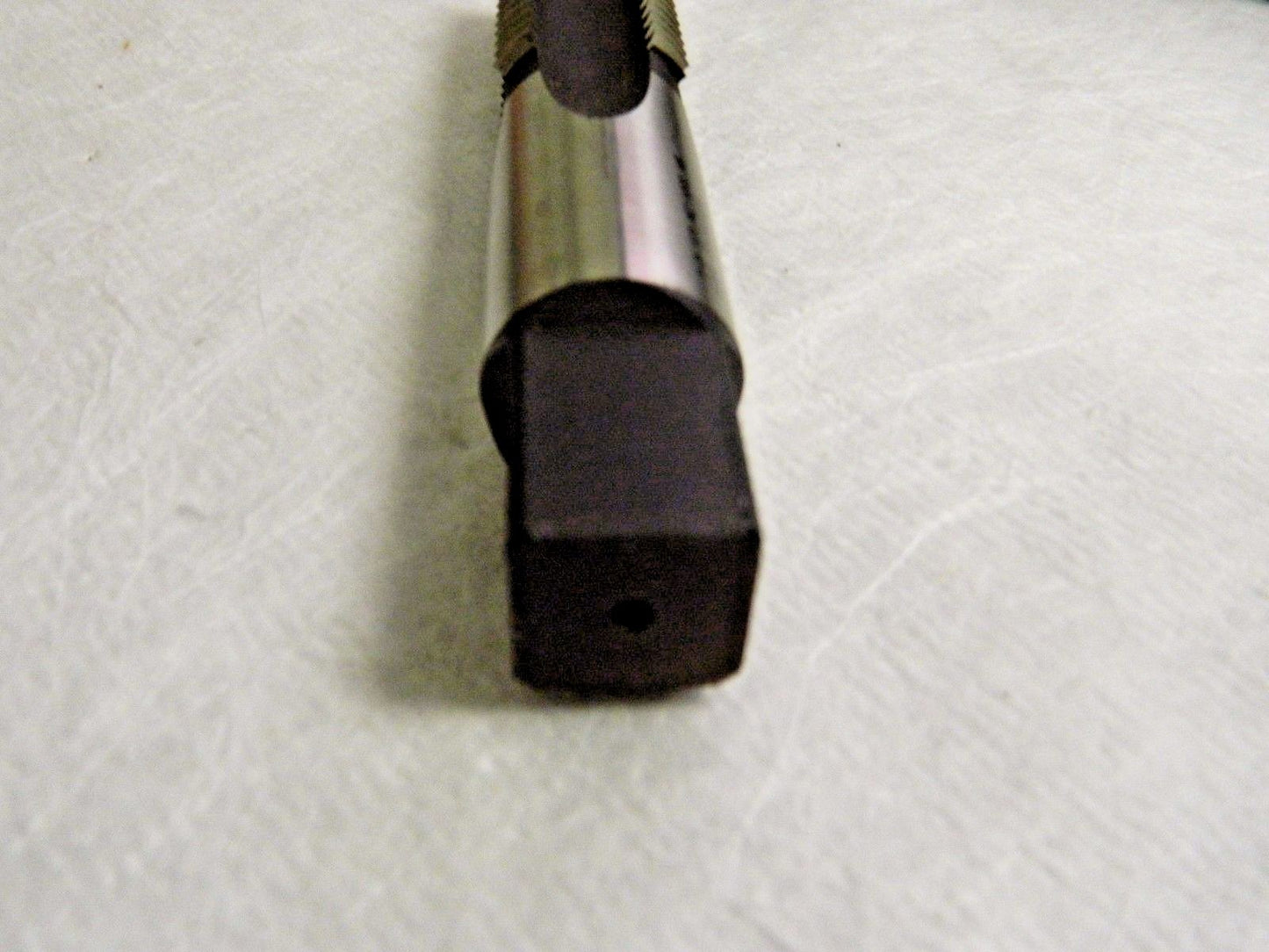 Hertel Hand STI Tap HSS Bright 1-8 UNC H6 4FL Plug Chamfer 07683204
