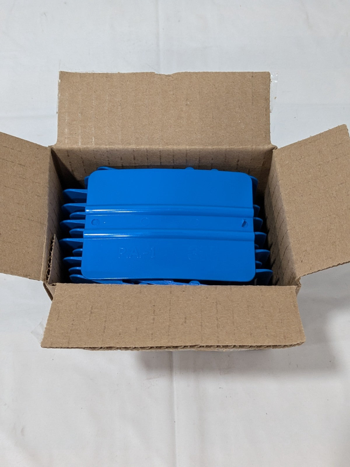 3M (Model PA1-B) Blue Hand Applicator Squeegees Box of 25 7100038651