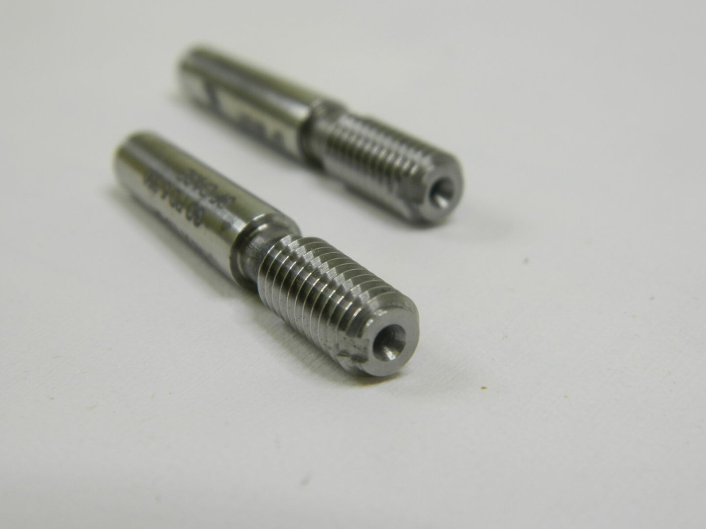 GF GAGE Plug Thread Gage M6x1.00 Thread, 6H Class, Single End, Go Qty 2 55318513