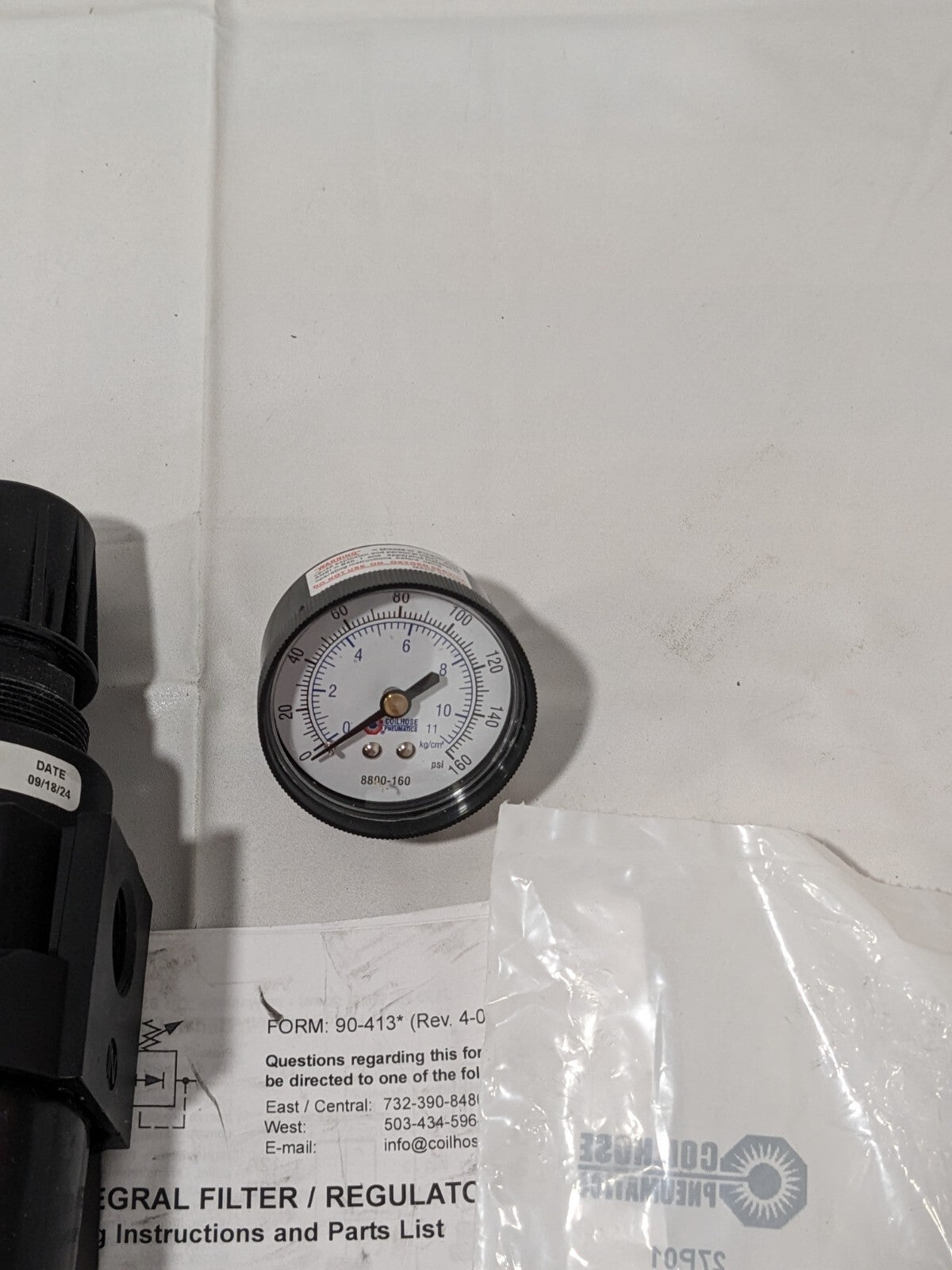 Coilhose Pneumatics 1/2F/R Combo With Gauge 27FC4-G