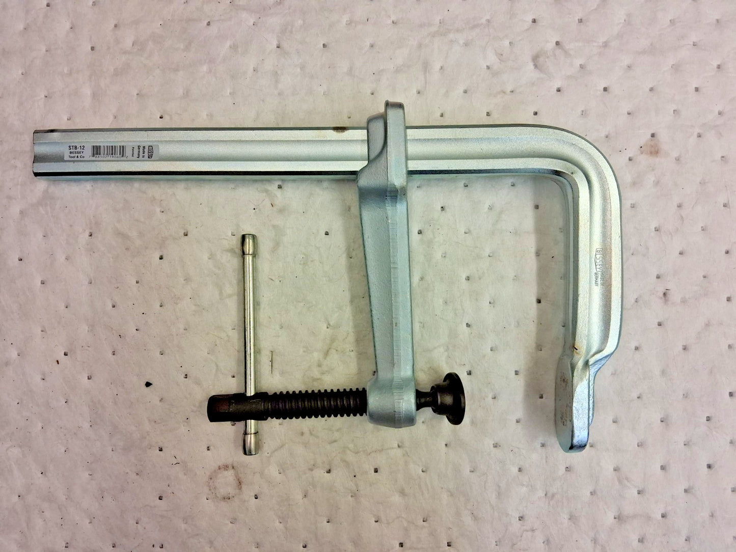 Bessey Sliding Arm Bar Clamp 7" Throat Depth STB-12