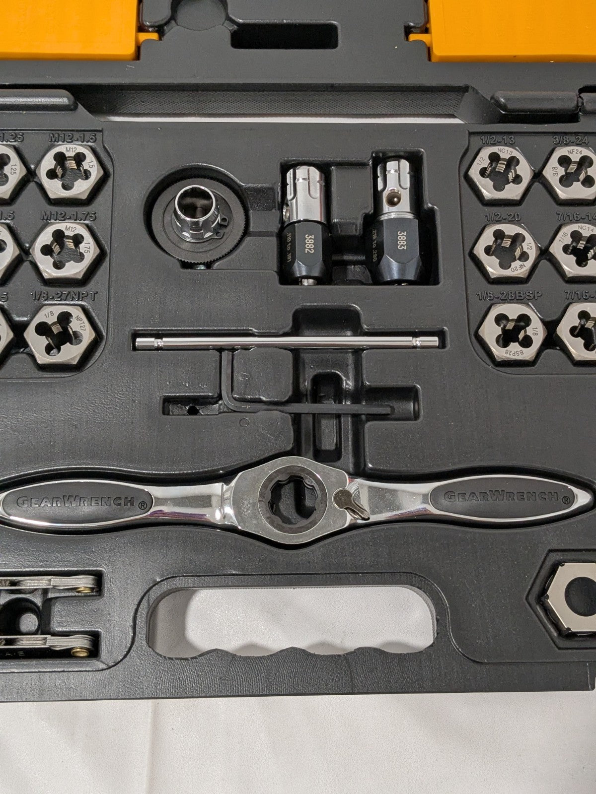 Gearwrench 77pc Ratcheting Tap & Die Set Sae/Metric 3887