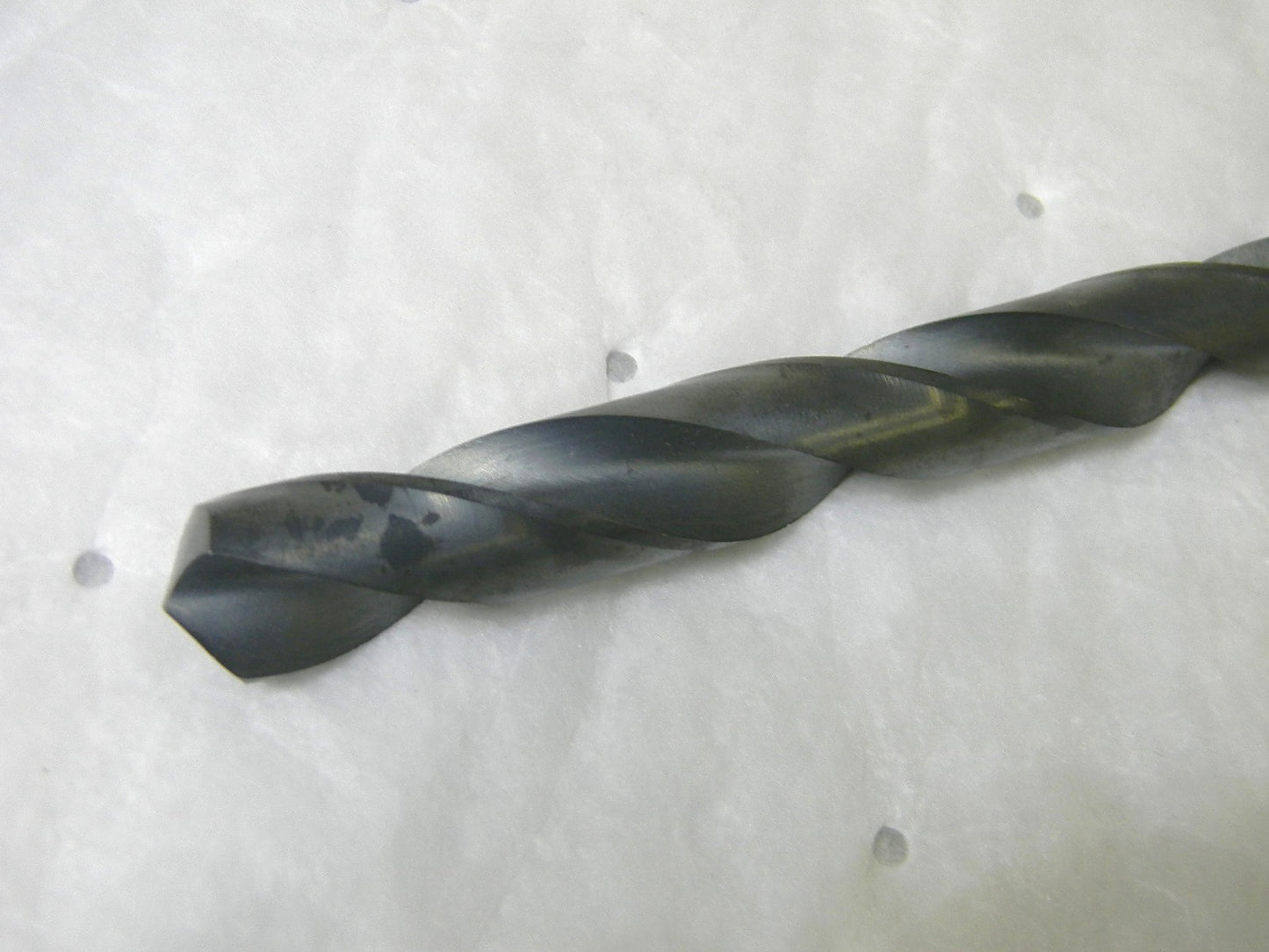 Interstate 3MT Taper Shank Drill Bit 27/32 HSS 118º PT 10 Fl Lgth RH 15 OAL