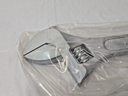 Paramount  Adjustable Wrench 24" OAL X 2-3/4" Jaw Capacity 68124676