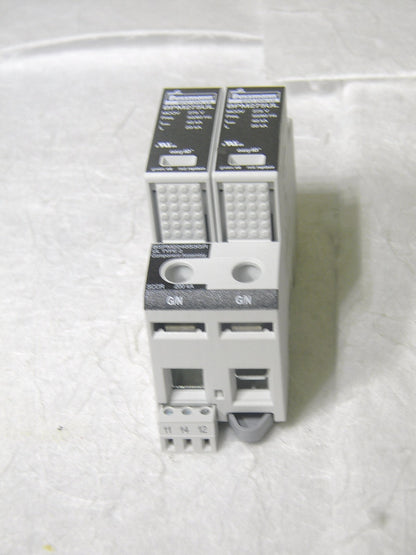 Cooper Bussmann SurgeProtection 1Phase 120/240V 3Wire 2 Pole 3.93L BSPM2240S3GR