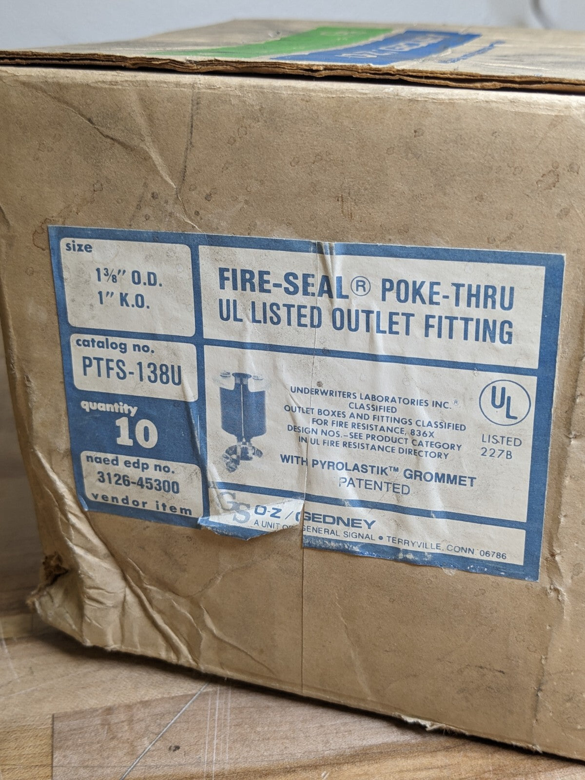 OZ Gedney Poke-Thru Fire Seal Outlet Fitting PTFS-138U Box of 10