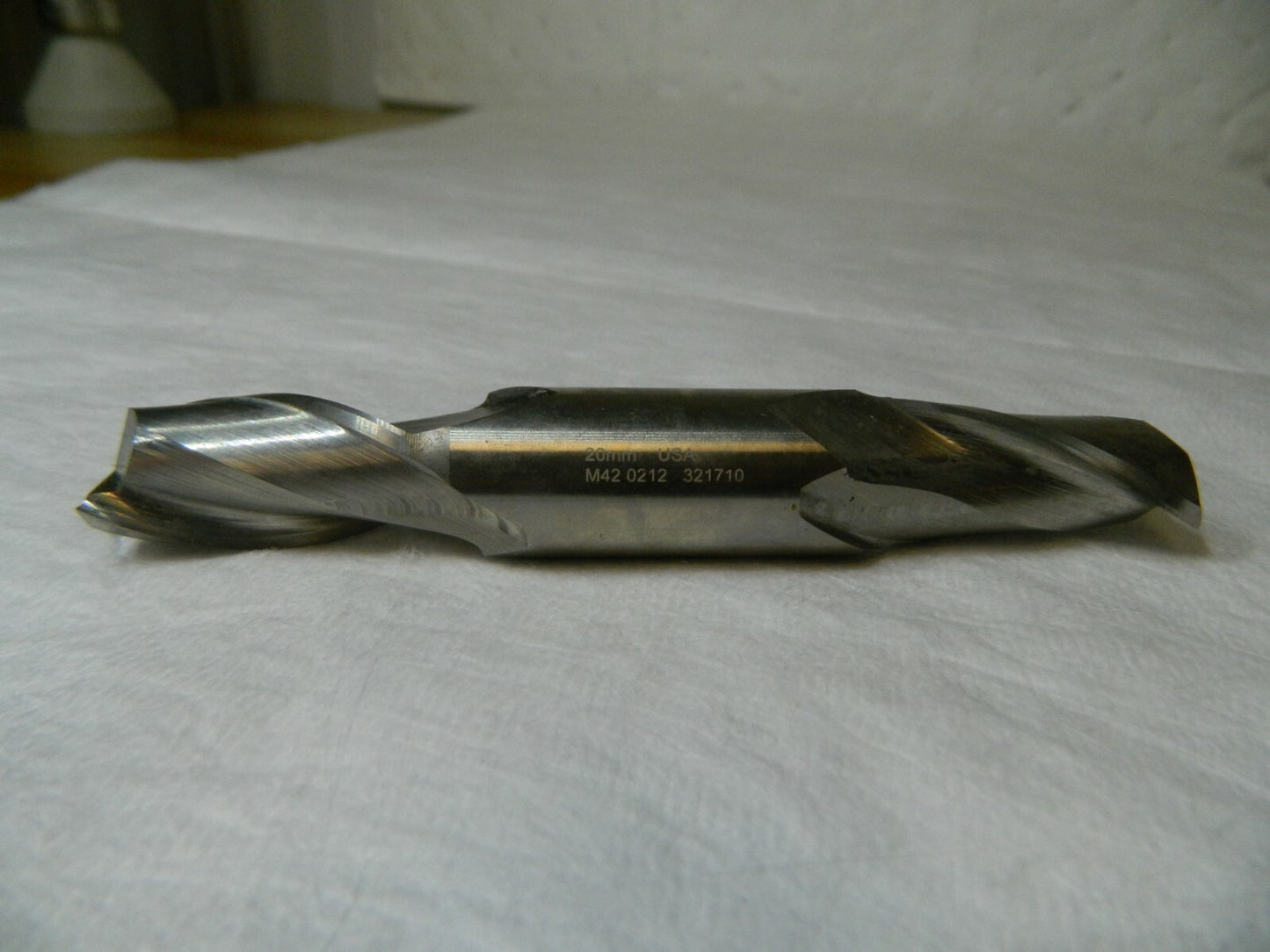 Hertel Cobalt Sq End Mill 20mm 1-9/16" LOC 7/8" Shk Dia 5-1/2" OAL 2 FL 89331979