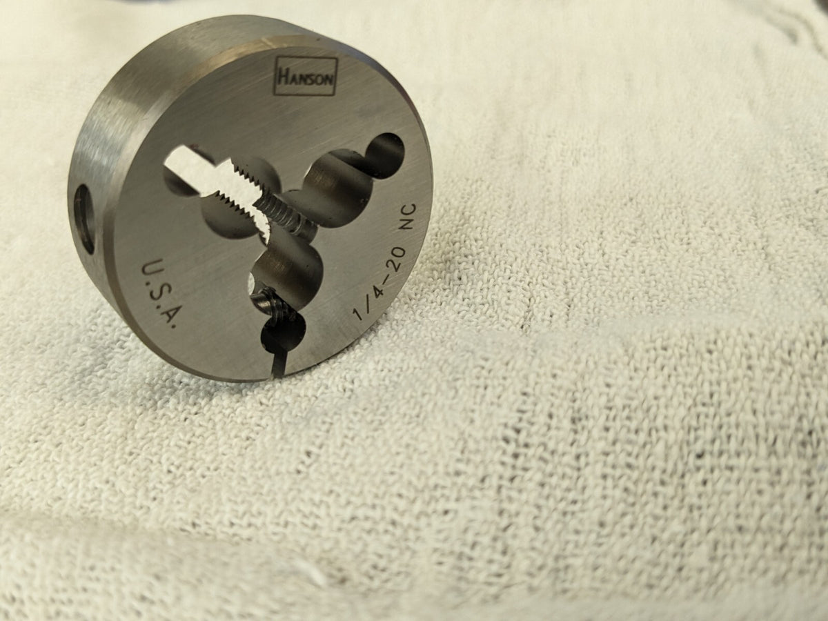 TITAN USA Round Die: 1/4-20, 1-1/2" OD HSS TE80128