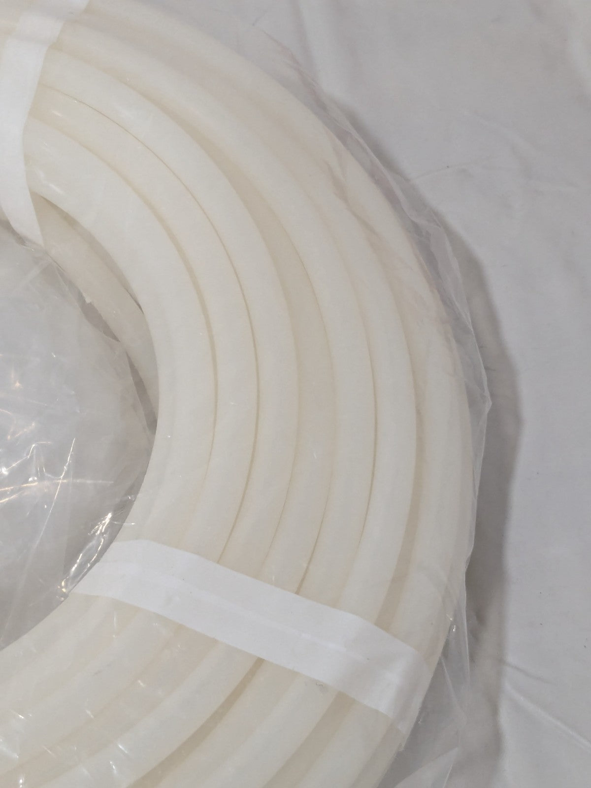Natural Nylon 11 Tube: 0.275" ID, 3/8" OD, 581 Max psi, 100' Length 36015