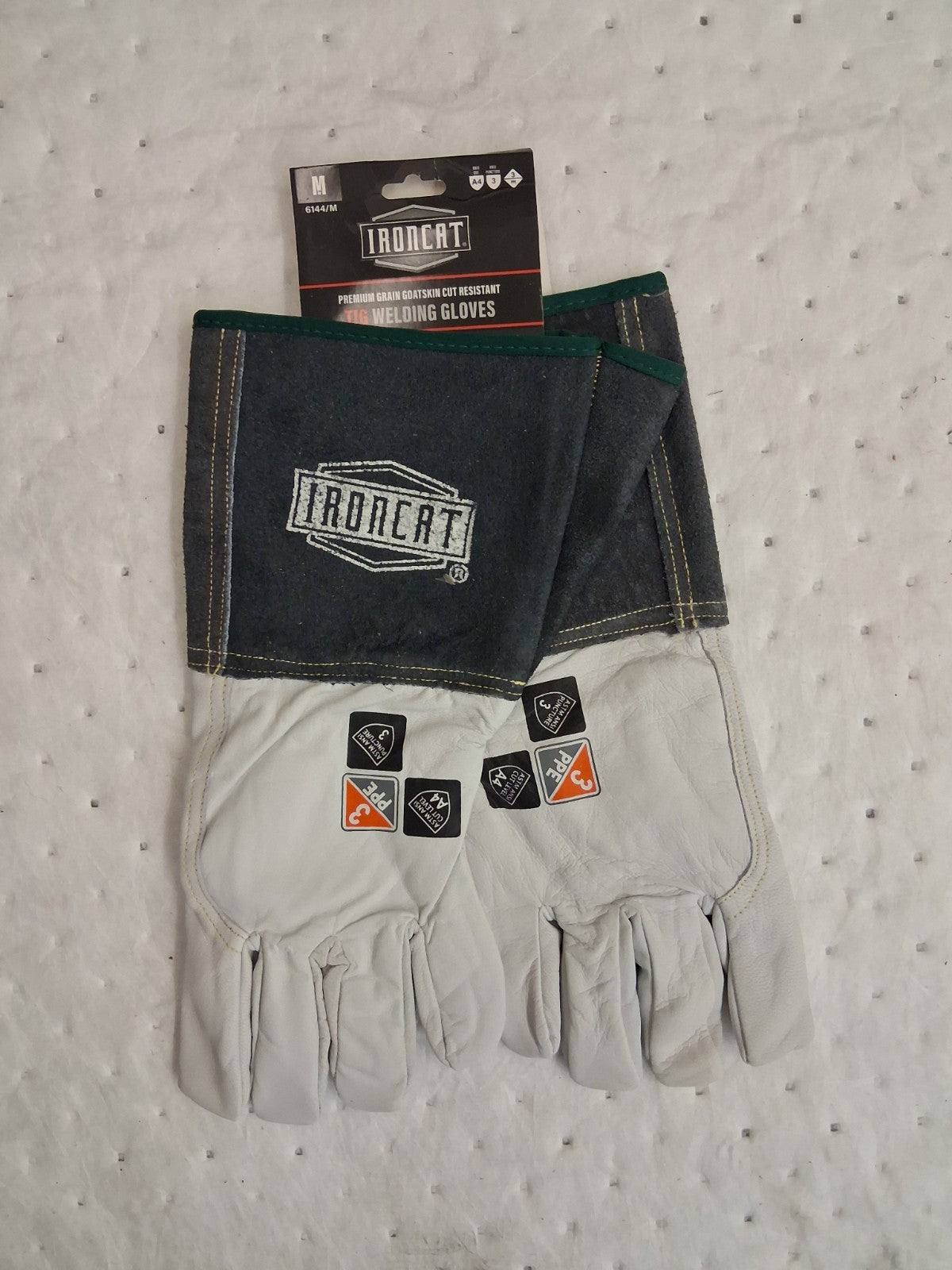 Pip Welding Gloves Size M Leather &amp; Synthetic Leather Pair 6144/M