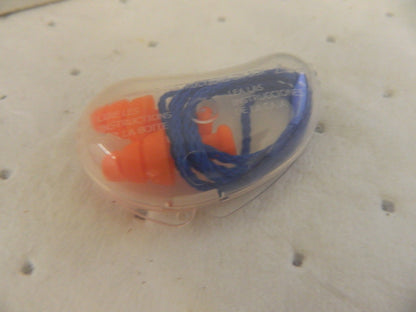 HOWARD LEIGHT Earplugs 100pairs: Rubber, Flanged, No Roll, Corded SMF-30