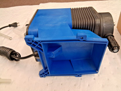 Pulsafeeder Electronic Metering Pump 115 Volt 35 psi 10 GPH LPH7SA-PTC3-M43