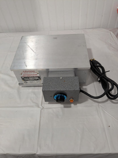 WAAGE Hot Plate 12" Long x 12 Wide x 6" High, 115 Volt 1212-5-1 DAMAGED KNOB