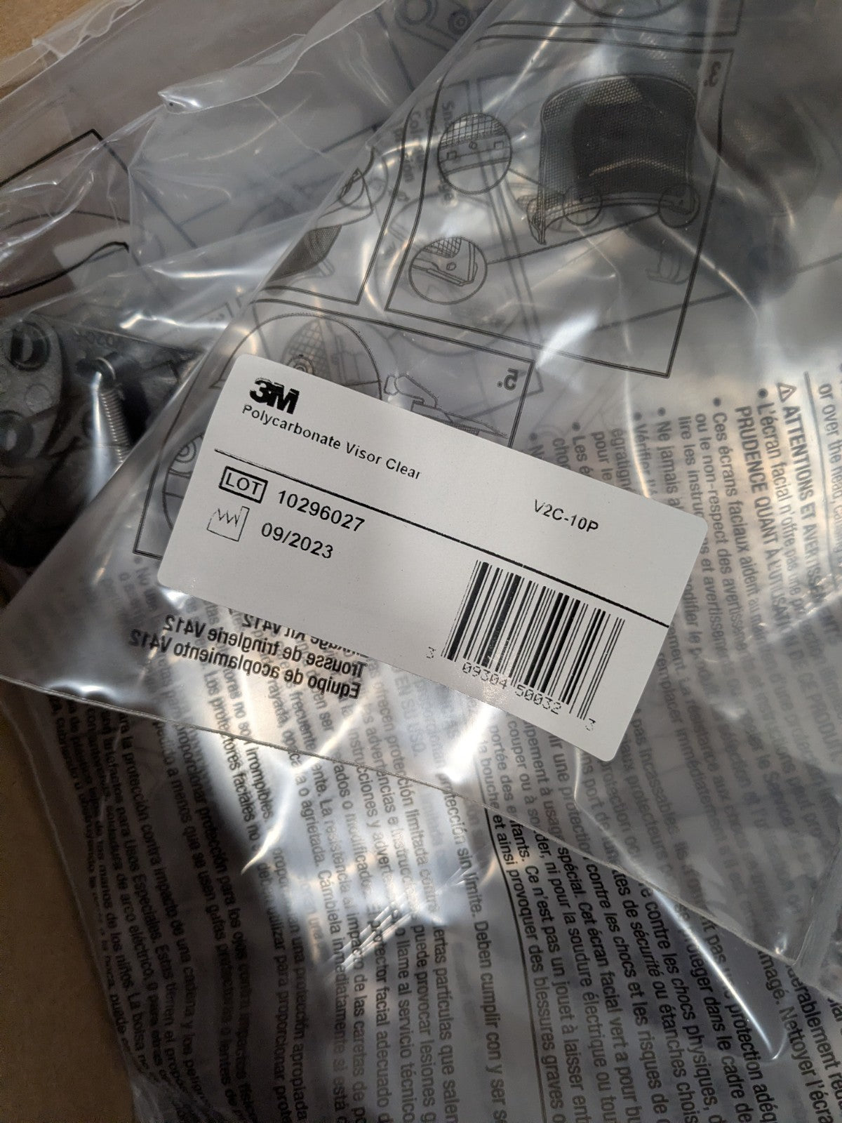3M Clear Shade 10 Polycarbonate Face Shield Box of 10 7000103812