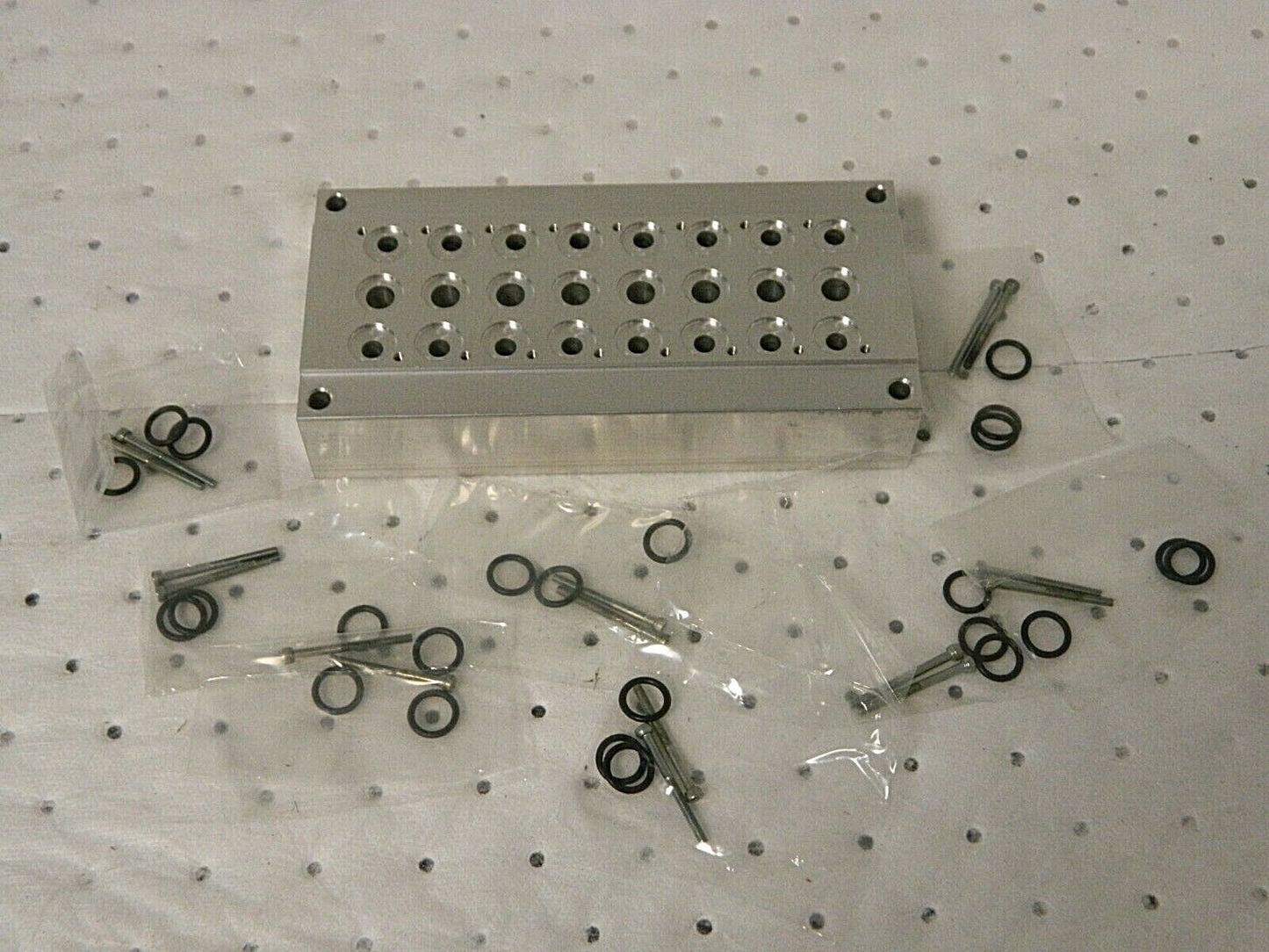 Jupiter 1/8" Inlet 1/4" Outlet 120°F Max 145 Max PSI 8 Outlet Ports 70