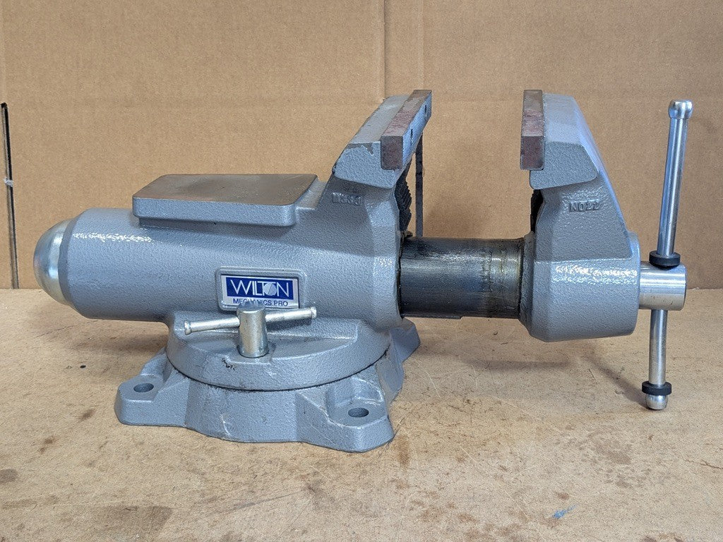 Wilton Mechanics Pro Bench Vise w/ Swivel Base 8" Jaw Width 8-1/2" Opening
