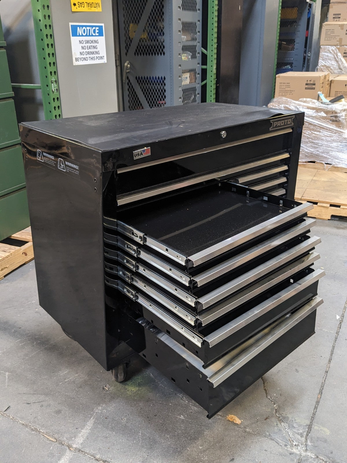 Proto Roller Cabinet Tool Box 14 Drawer 42 W x 22 D x 38 H Scratch N Dent