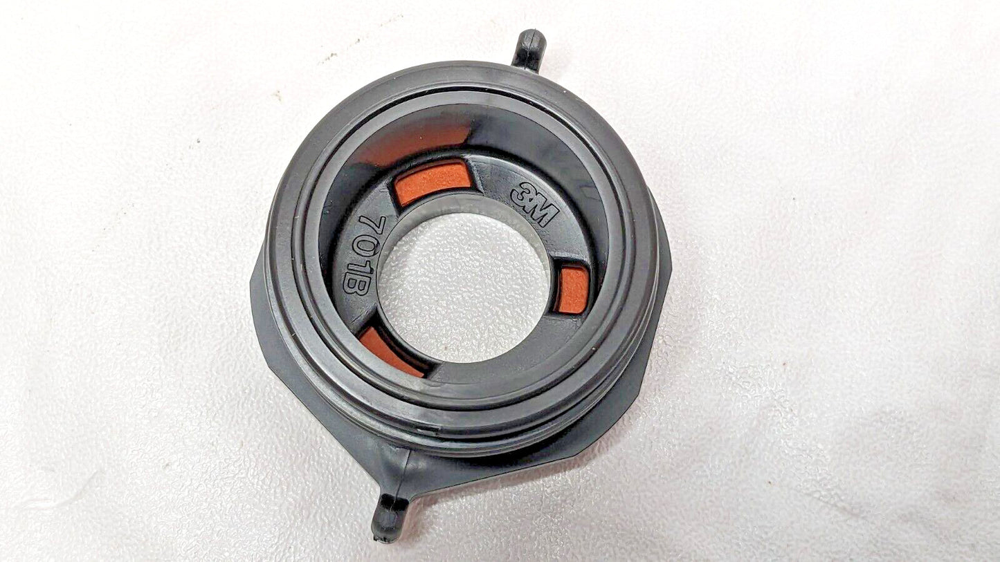 1 LOT OF 4 (2 Pairs) 3M Cartridge/Filter Adapters 701 7000126044