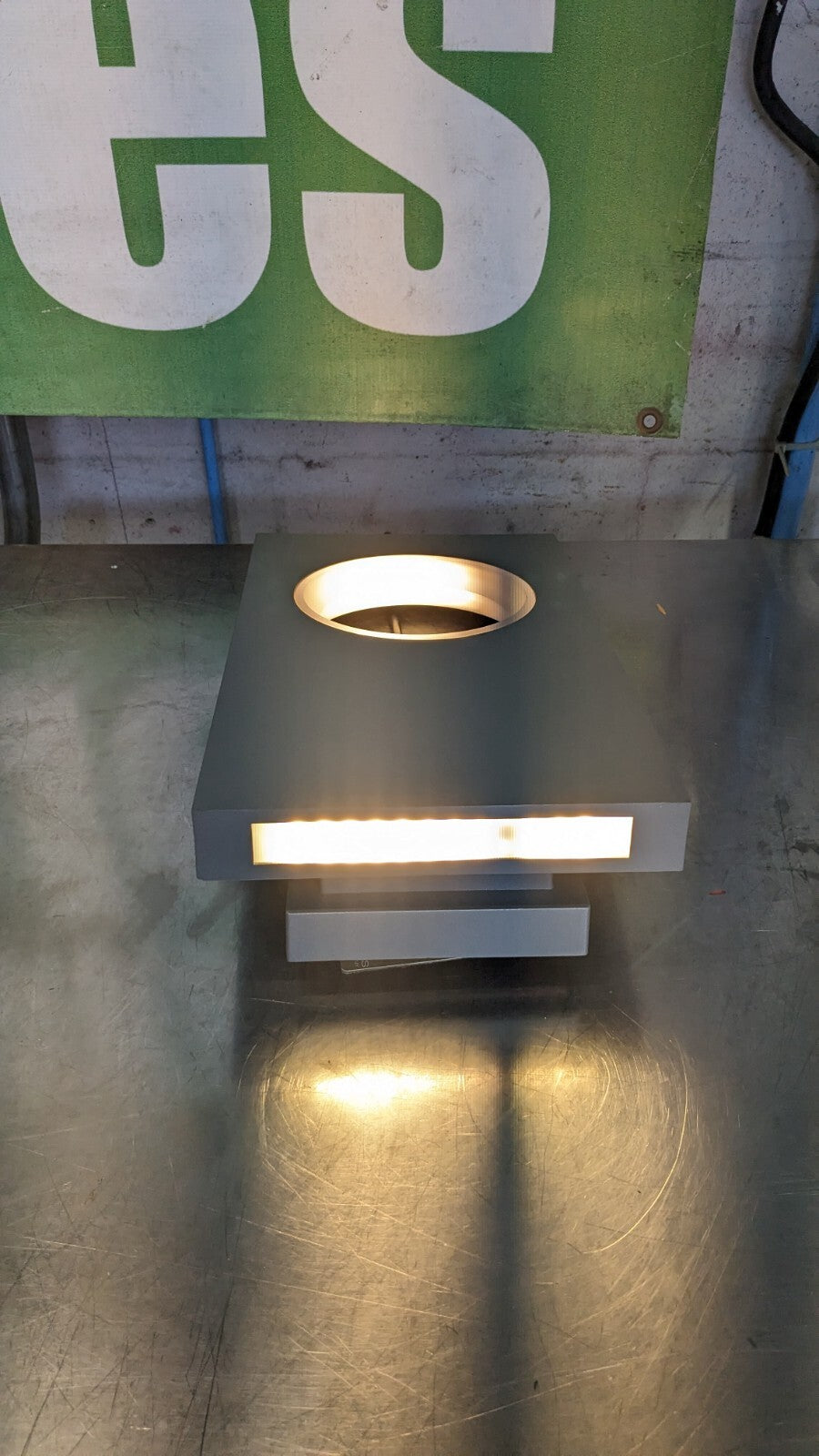 Modern Forms WAC Lighting WS-W5116-GH Decorative LED Lighting Fixture