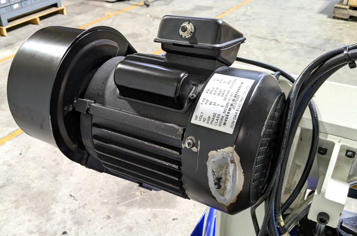 VECTRAX 9x16 Horizontal Bandsaw 110V  1-1/2HP  Step Pulley Drive