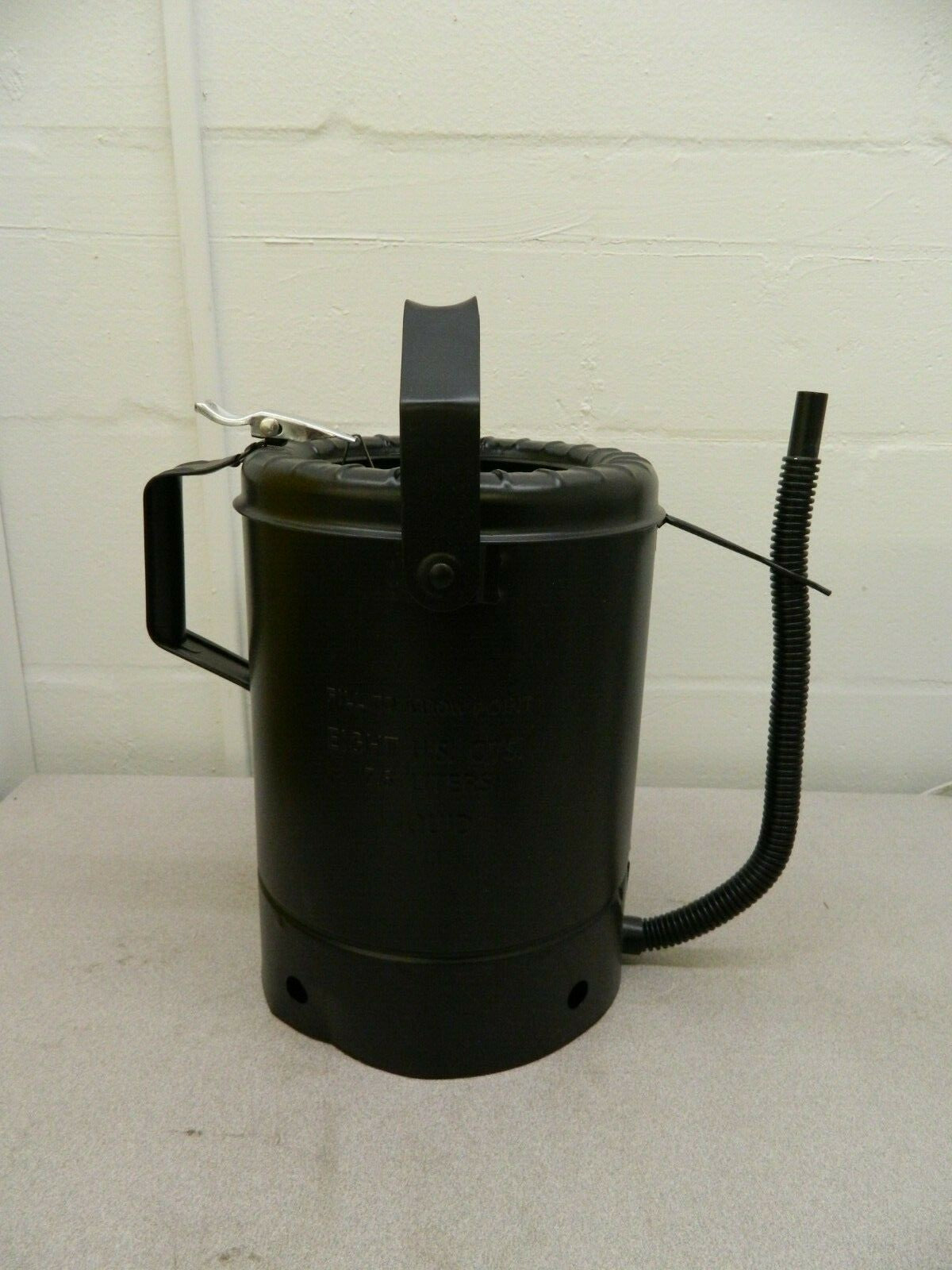 Plews 14" Long Flexible Spout Measure Oiler 75-668