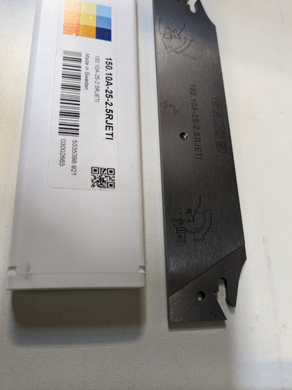 Seco 150.10A Double End Right Hand Indexable Cutoff Blade 03002663