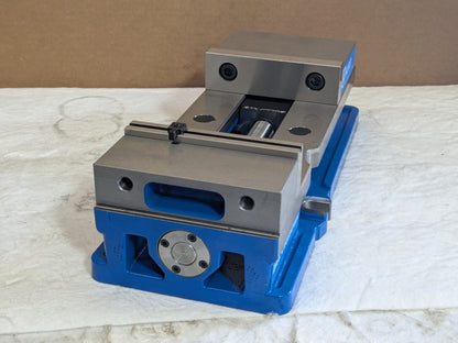 Kurt CrossOver Precision Machine Vise 6" Jaw Width 9" Opening Capacity DX6