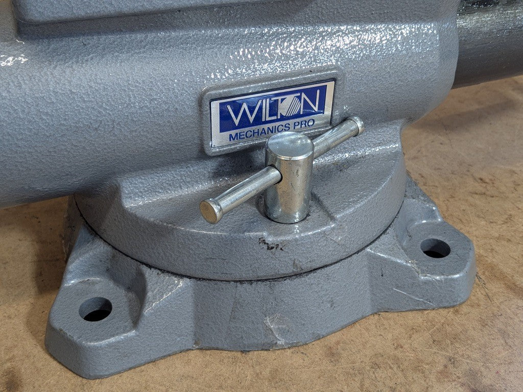 Wilton Mechanics Pro Bench Vise w/ Swivel Base 8" Jaw Width 8-1/2" Opening