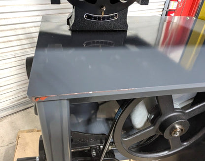 DAKE V-16 Vertical Bandsaw - 220/440V 3PH  2HP 987030  *Shipping Damage*