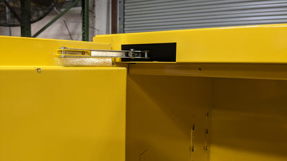 EAGLE Standard Cabinet Self-Closing 2 Shelves Steel 65 x 34 x 43 9010X