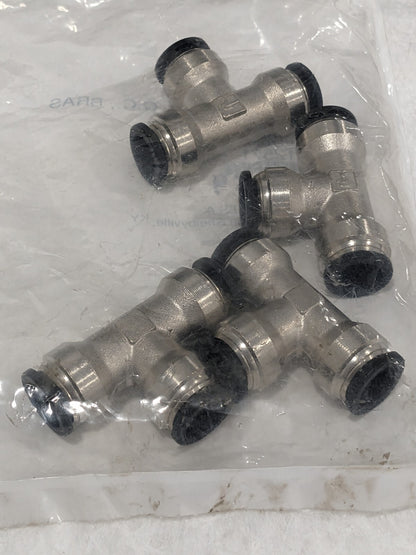 PARKER Push-To-Connect Tube to Tube Tube Fitting: Union Tee, 1/2" OD Qty 4