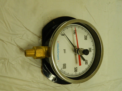 Pressure Gauge: 4 1/2 " Dial, 600 psi, 1/4 " Thread, NPT, Lower Mount